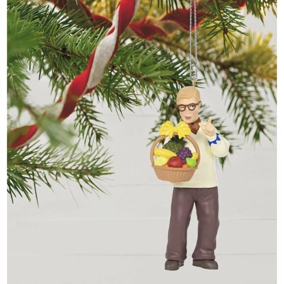 Hallmark 2022 Keepsake Ornament "Ralphies Teacher Gift" From A Christmas Story - Picture 6 of 10